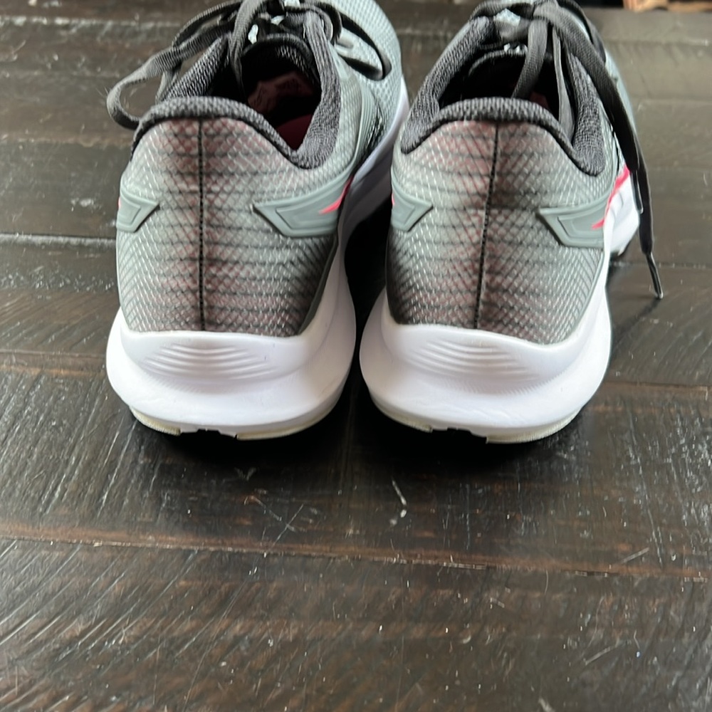 WOMEN'S SAUCONY AXON 2 Running Shoe - Picture 3 of 5